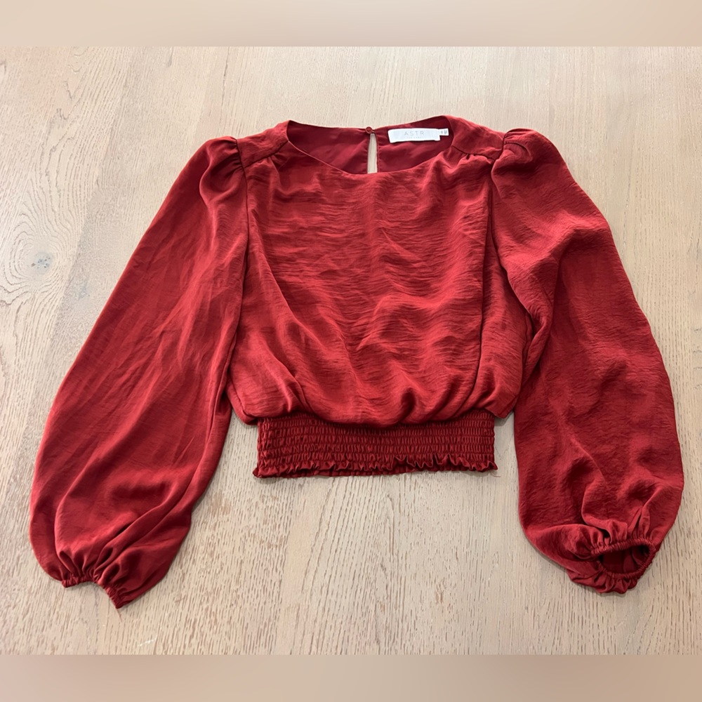 Astr the label deep red maroon blouse sz xs balloon sleeves cinched waist